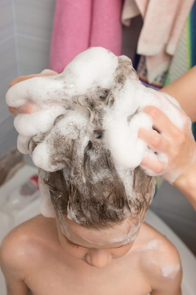 Comment utiliser le shampoing pour fille ?